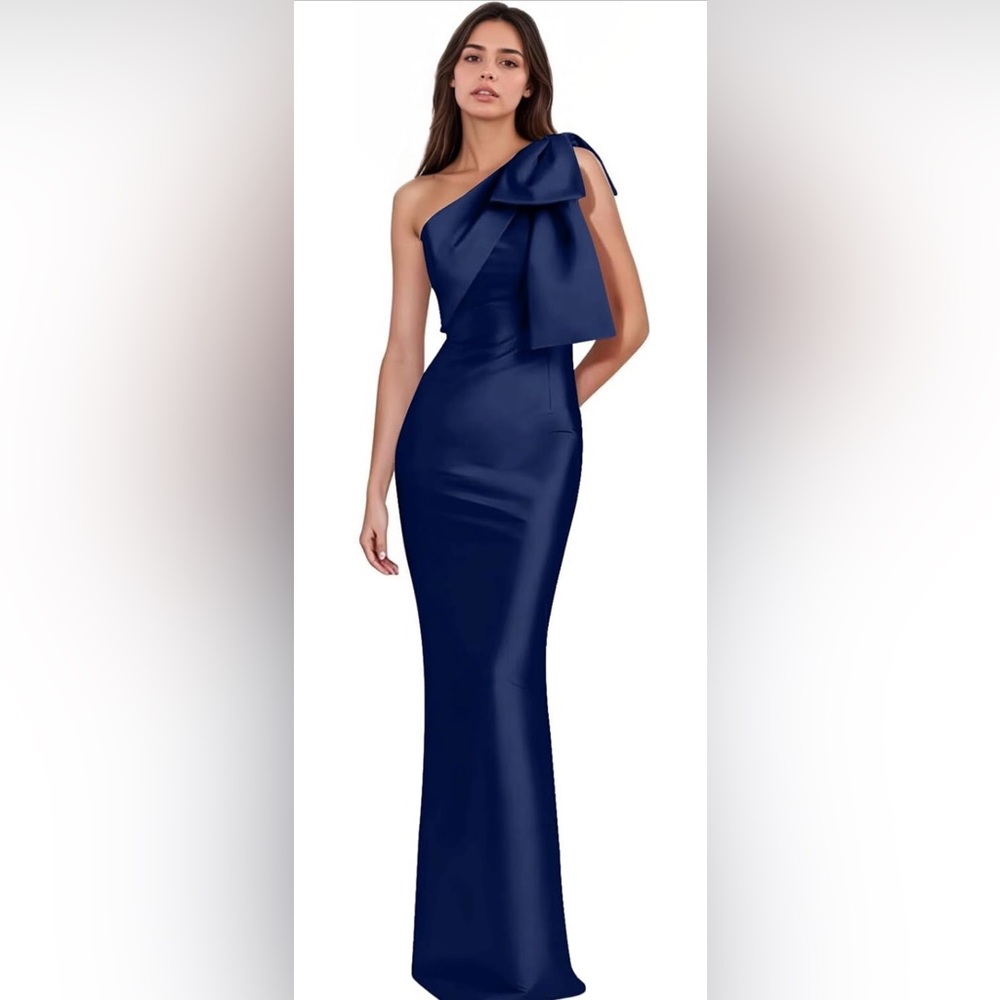 Elegant Navy Blue One-Shoulder Dress
